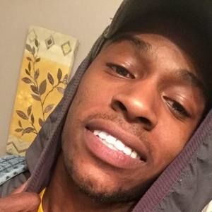 Meet your Posher, Devyn